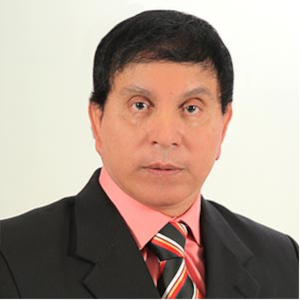 Dr. Javier