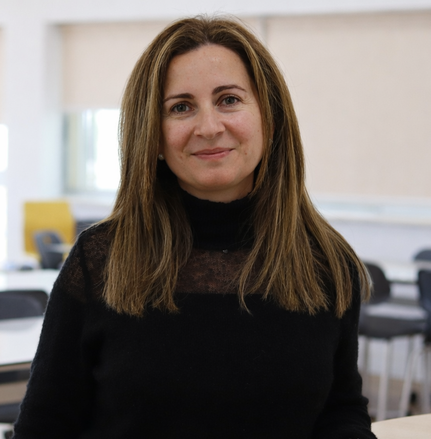 Fotografía de la Dra. Eva Romera Félix